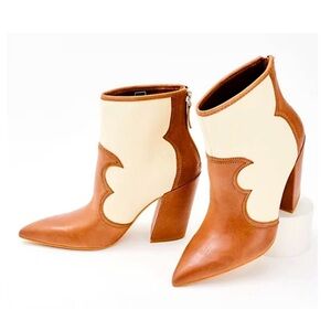 Dolce Vita Western Booties